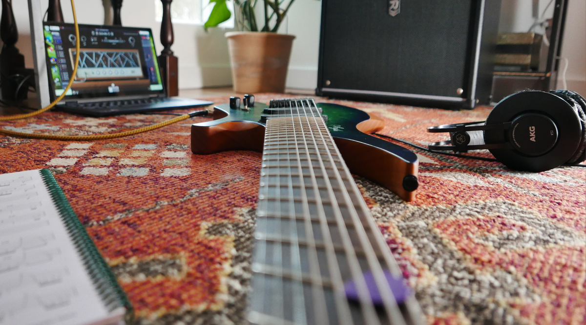 The Ultimate Guide to Guitar Accessories Every Guitarist Needs Ploutone