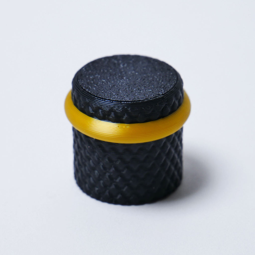 Halo Knurled Guitar Knobs, Two-Tone Control Knobs for Guitar and Bass - 18 Spline 6mm Pot Shaft Black & Gold - Ploutone