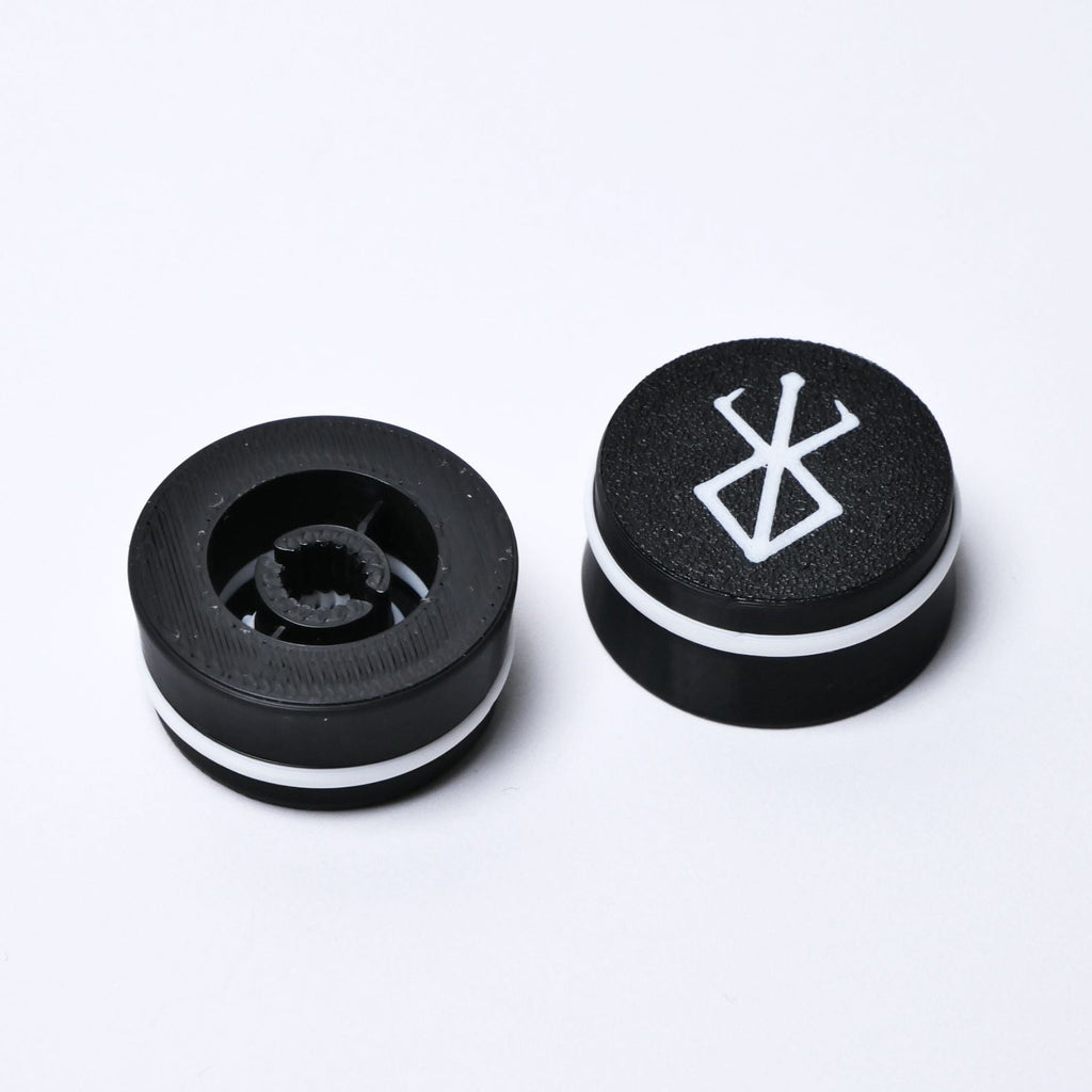Berserker Custom Guitar Knobs (18 spline, 6mm) - Black & White - Ploutone