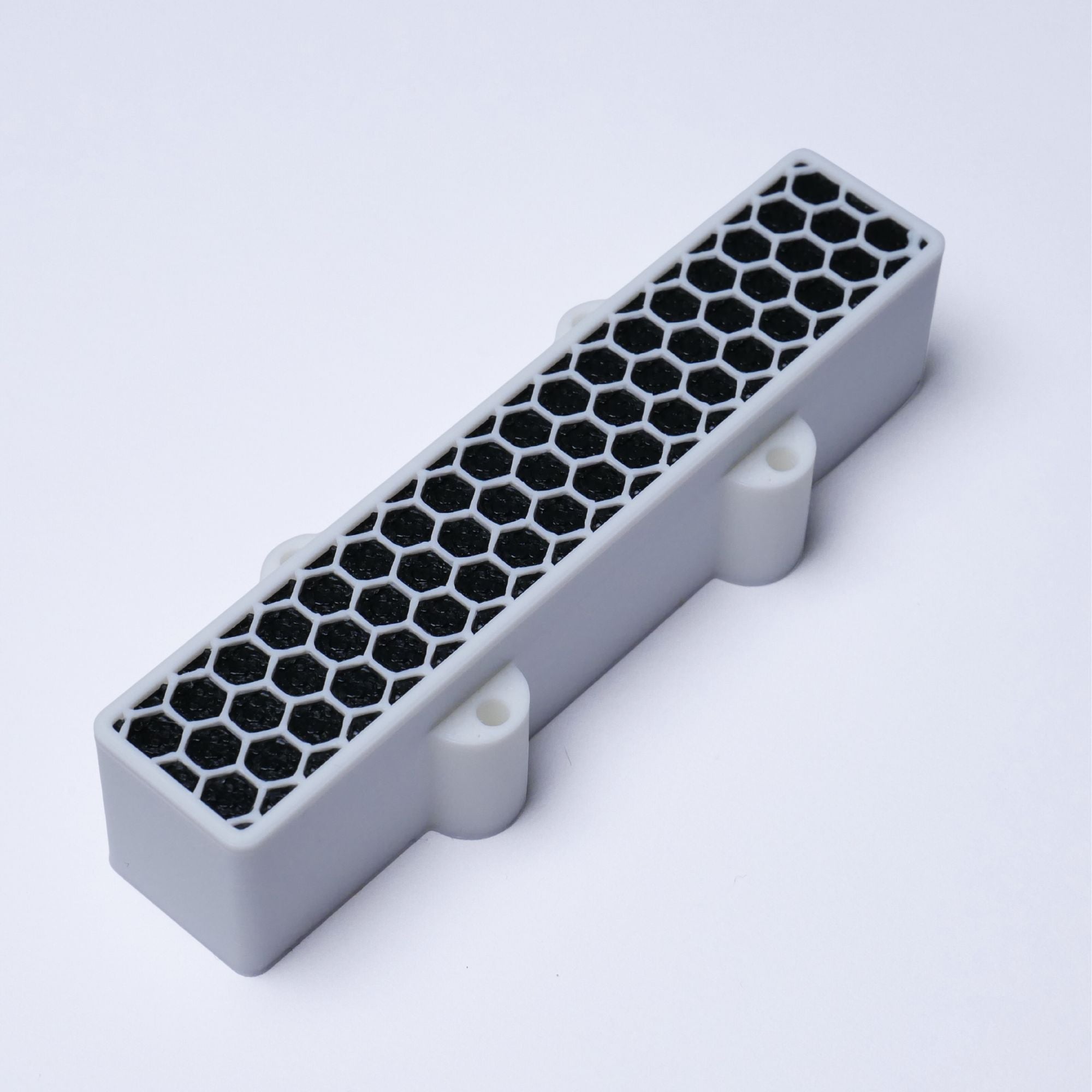 Custom 4-String Jazz Bass Pickup Covers (No Holes) Set of 2 - White & Black Honeycomb - Ploutone