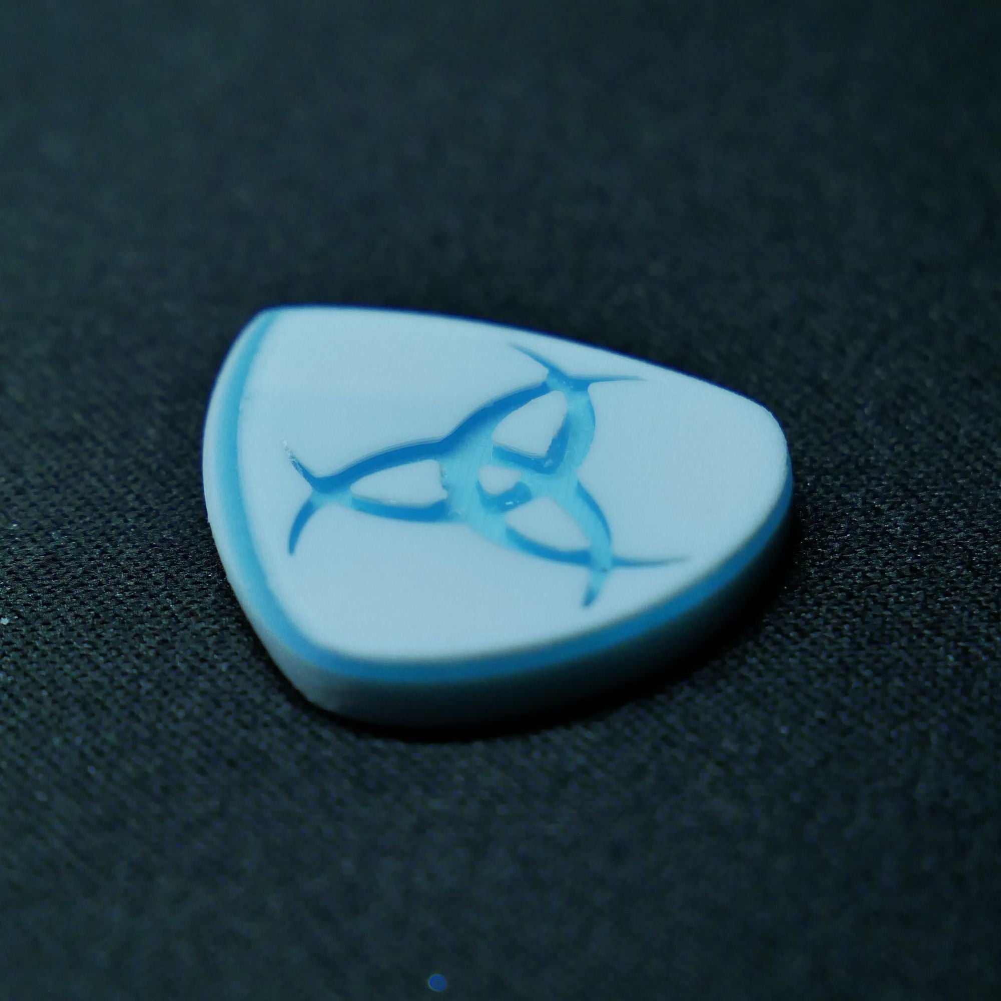 Opus Skalm VALKORE™ - Glow in the Dark Odin's Horns Handmade Guitar Pick - Ploutone
