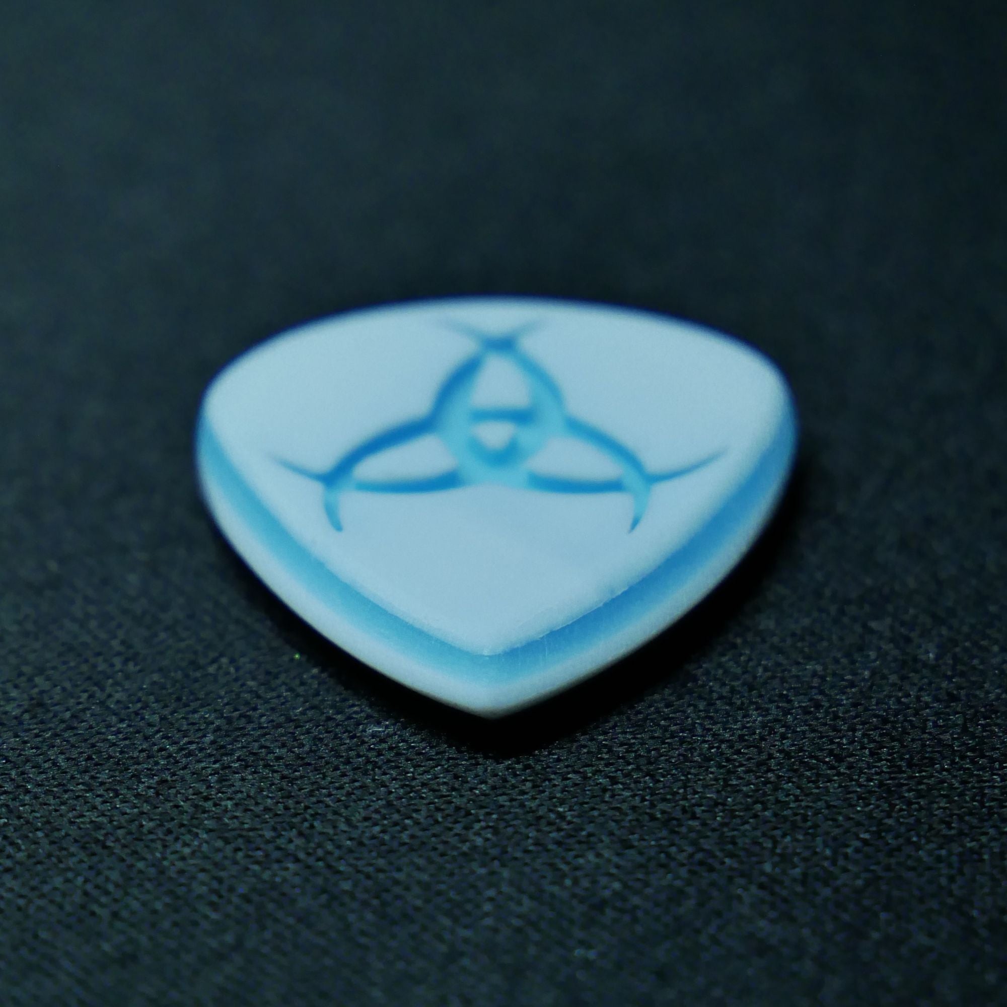 Opus Skalm VALKORE™ - Glow in the Dark Odin's Horns Handmade Guitar Pick - Ploutone