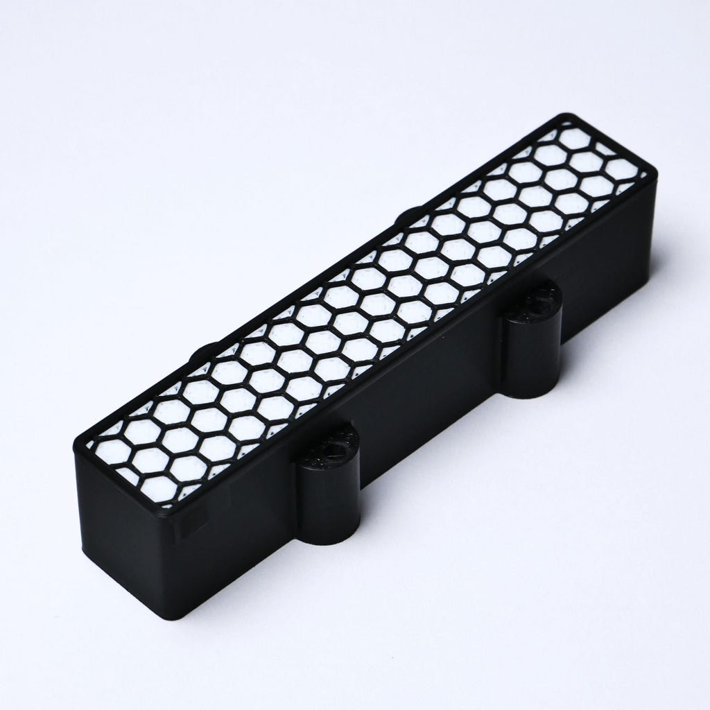 Custom 4-String Jazz Bass Pickup Covers (No Holes) Set of 2 - Black & White Honeycomb - Ploutone