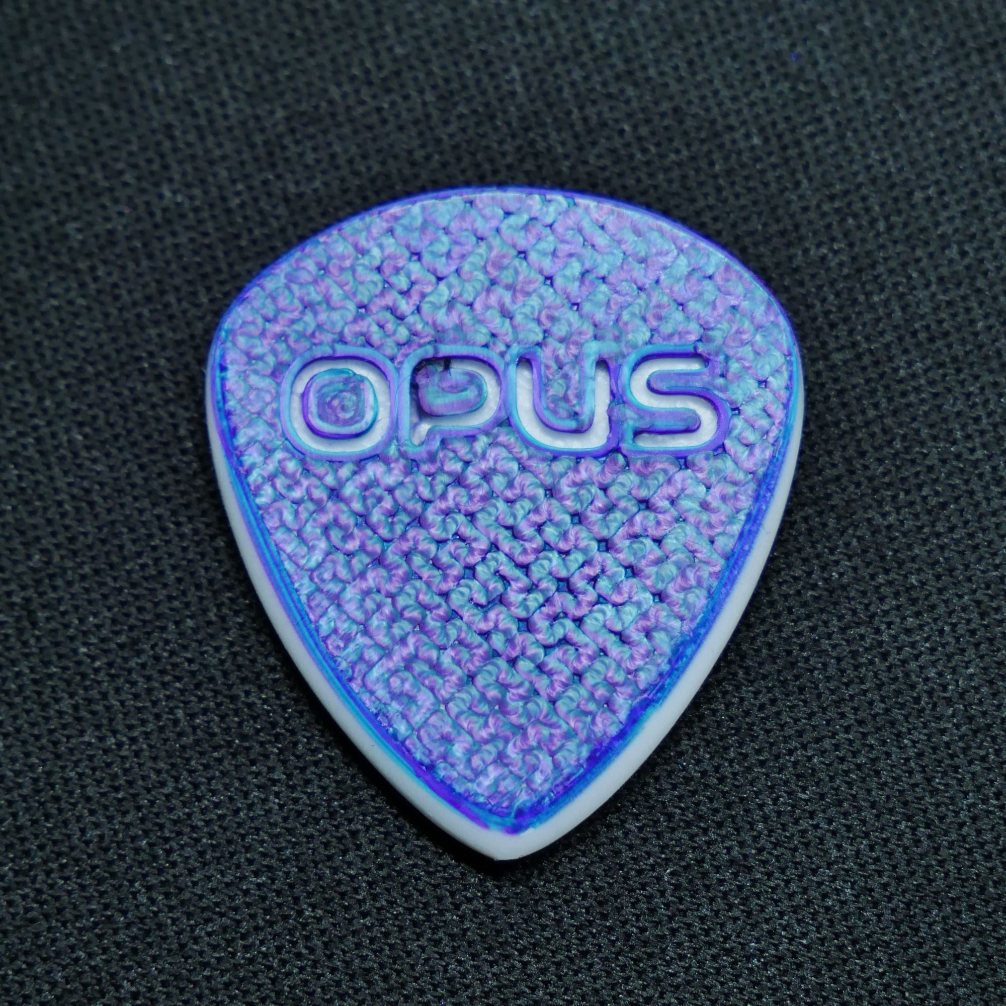 Opus Skalm VALKORE™ - Purple and Blue Quilted Handmade Guitar Pick - Ploutone