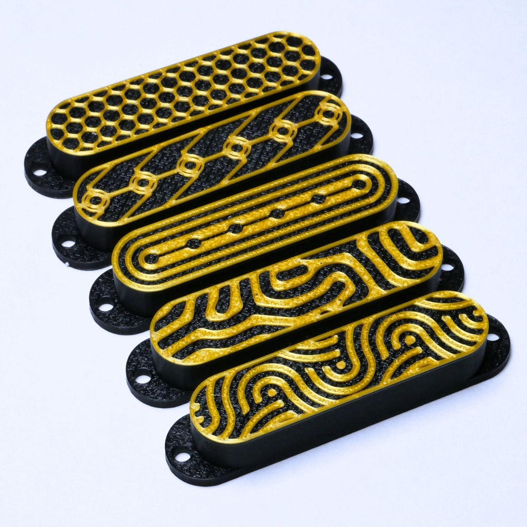 Custom Single Coil Strat Pickup Covers (No Holes) Set of 3 - Black/ Gold - Ploutone