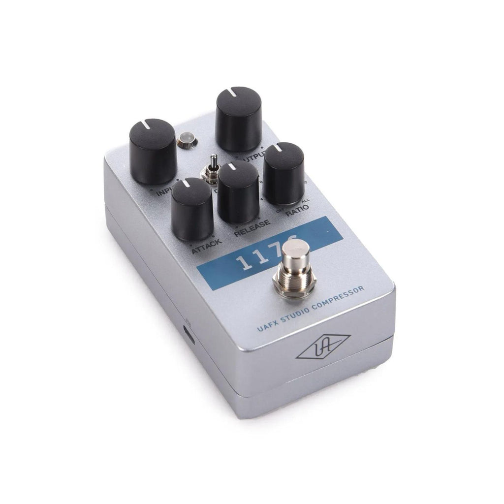 compressor effect pedal Universal Audio UAFX 1176 Studio Compressor Effects Pedal Silver 197881401757
