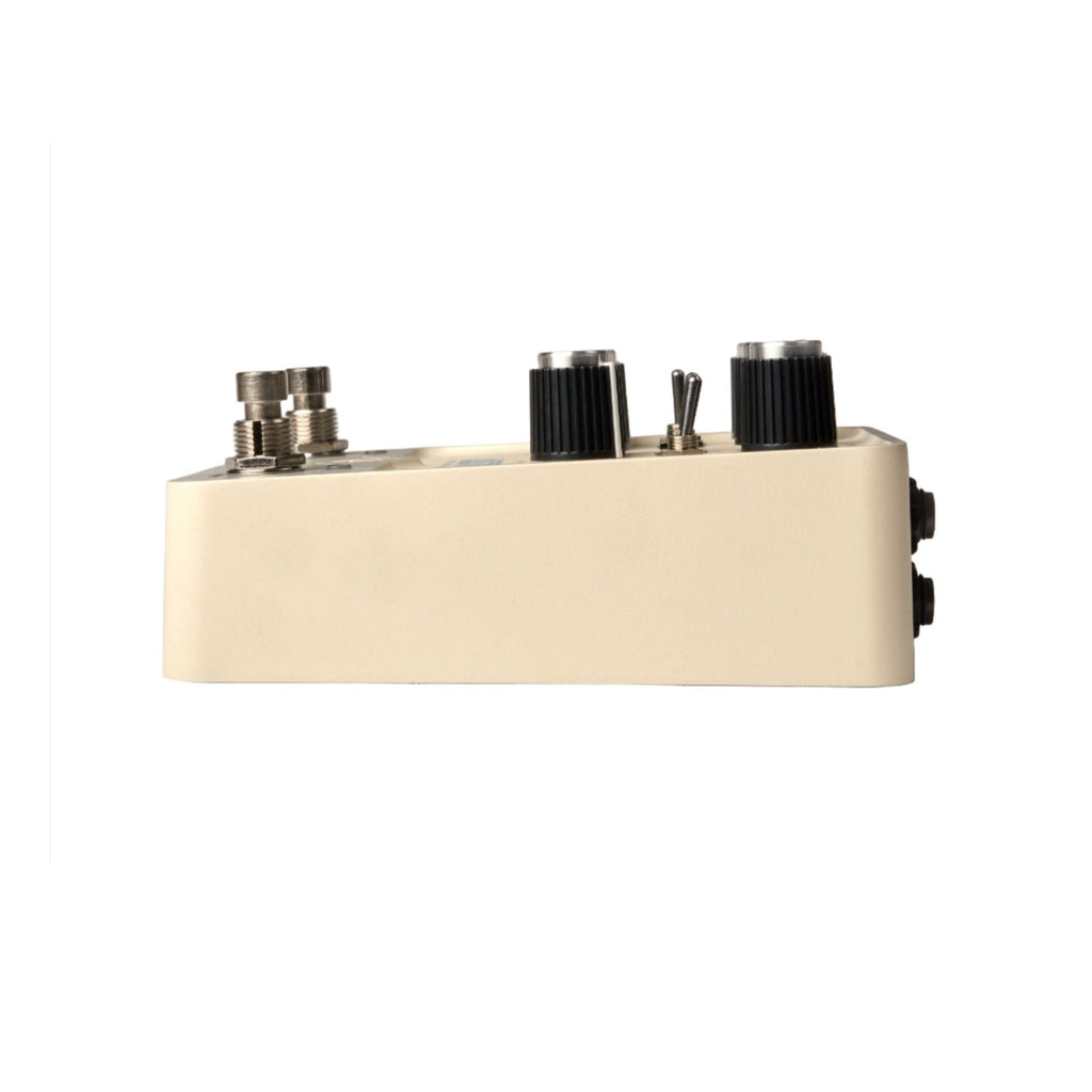 golden reverberator pedal Universal Audio Golden Reverberator Reverb Pedal