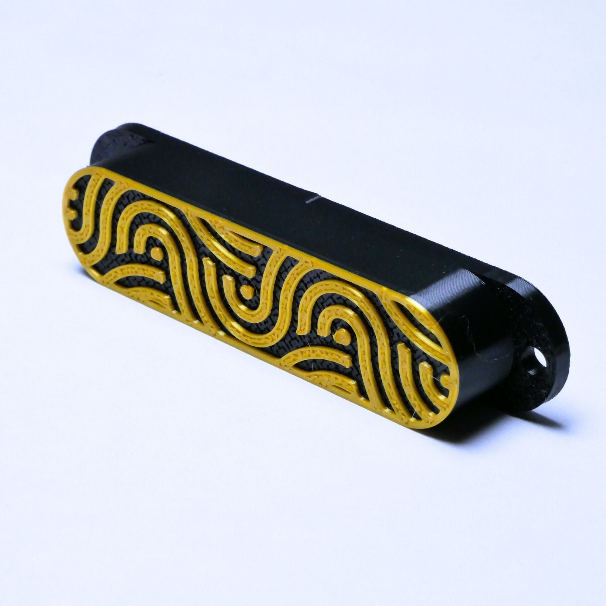 Custom Single Coil Strat Pickup Covers (No Holes) Set of 3 - Black/ Gold - Ploutone