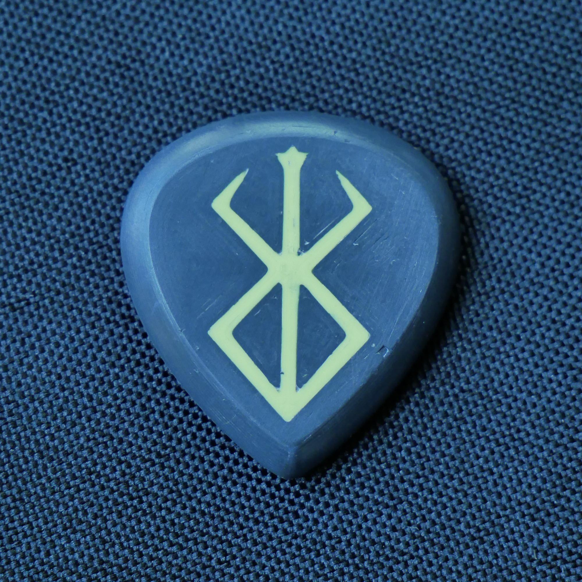 Opus Magnus Onyx VALKORE™ - Venom Berserker Handmade Guitar Pick - Ploutone