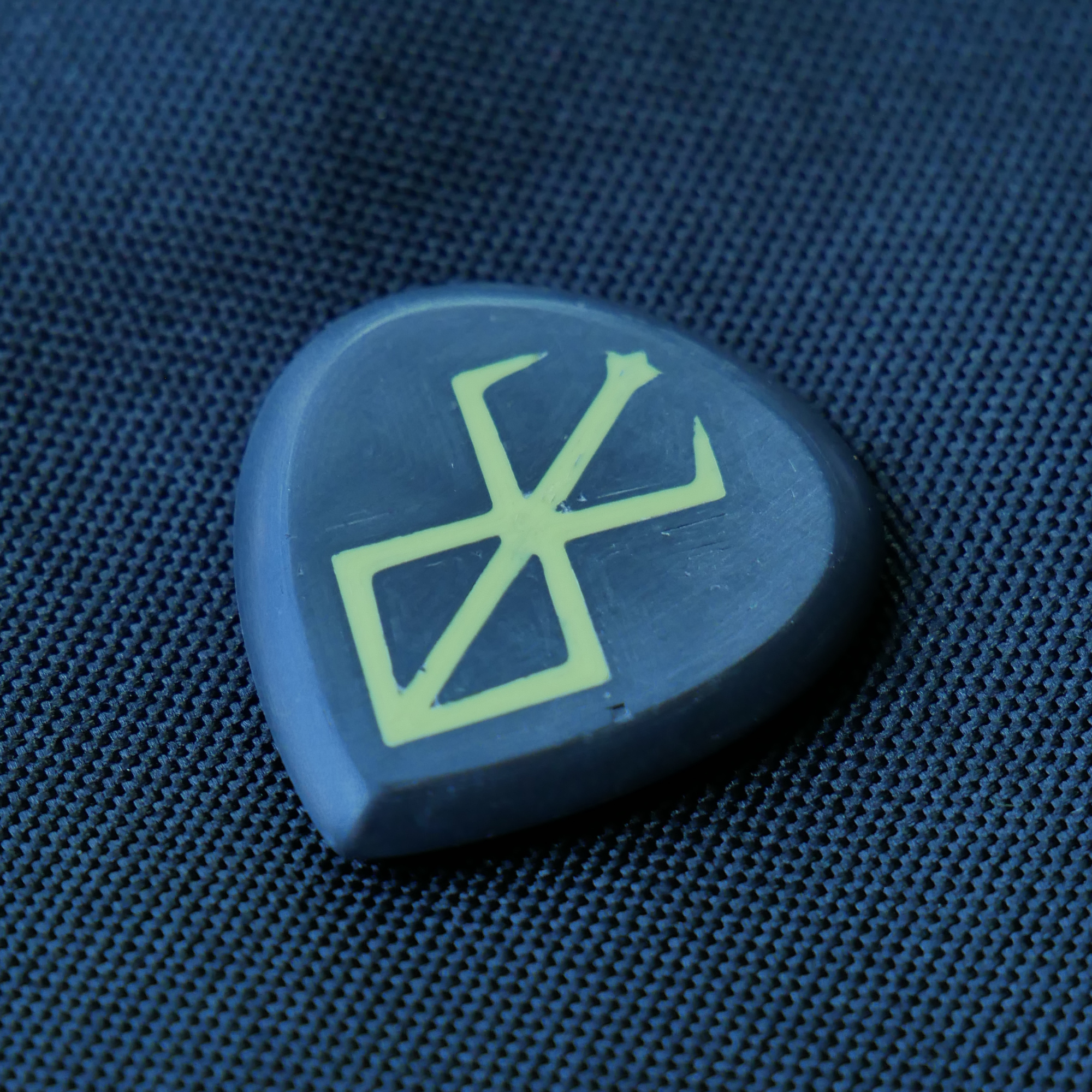 Opus Magnus Onyx VALKORE™ - Venom Berserker Handmade Guitar Pick - Ploutone