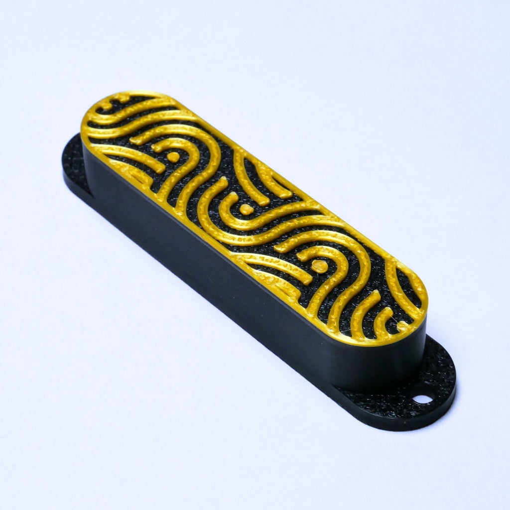 Custom Single Coil Strat Pickup Covers (No Holes) Set of 3 - Black/ Gold Tidal - Ploutone