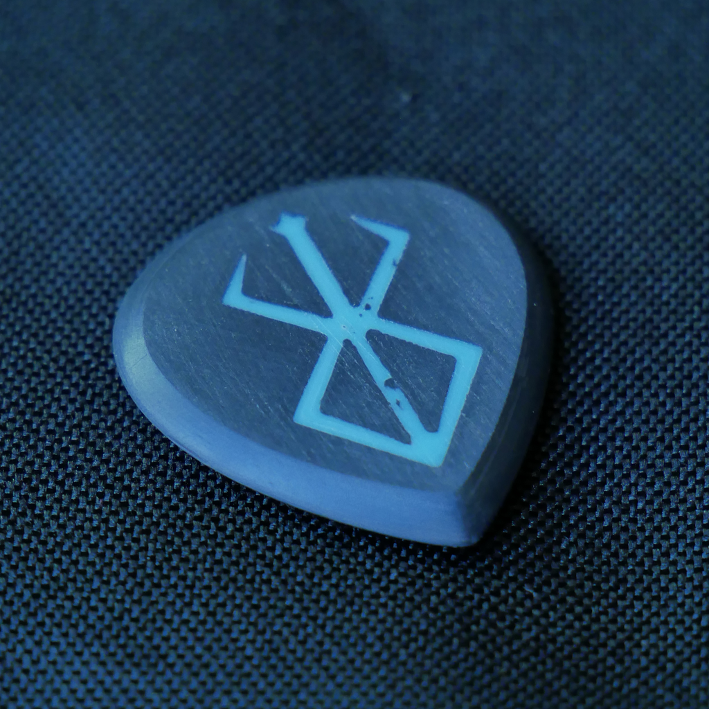 Opus Magnus Onyx VALKORE™ - Frost Berserker Handmade Guitar Pick - Ploutone