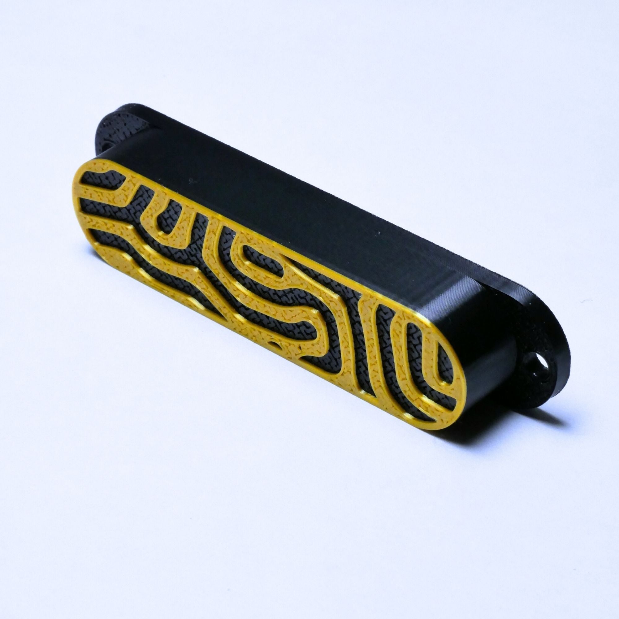 Custom Single Coil Strat Pickup Covers (No Holes) Set of 3 - Black/ Gold - Ploutone