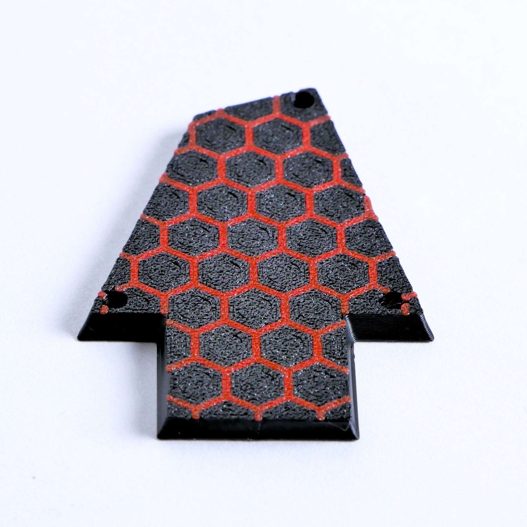 Custom Ibanez Truss Rod Cover for RG & JEM – Honeycomb Hex (Red & Black) - Ploutone