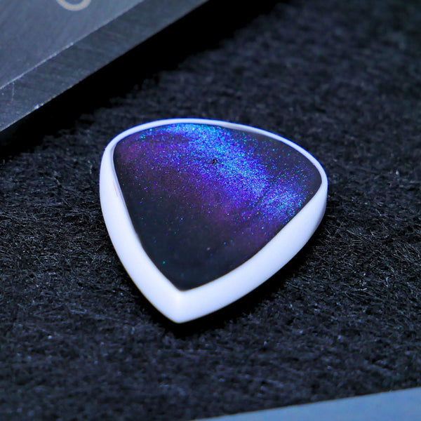 Opus Skalm VALKORE™ Hybrid Series Handmade Guitar Pick - Aurora Colorshift Guitar Picks from Ploutone