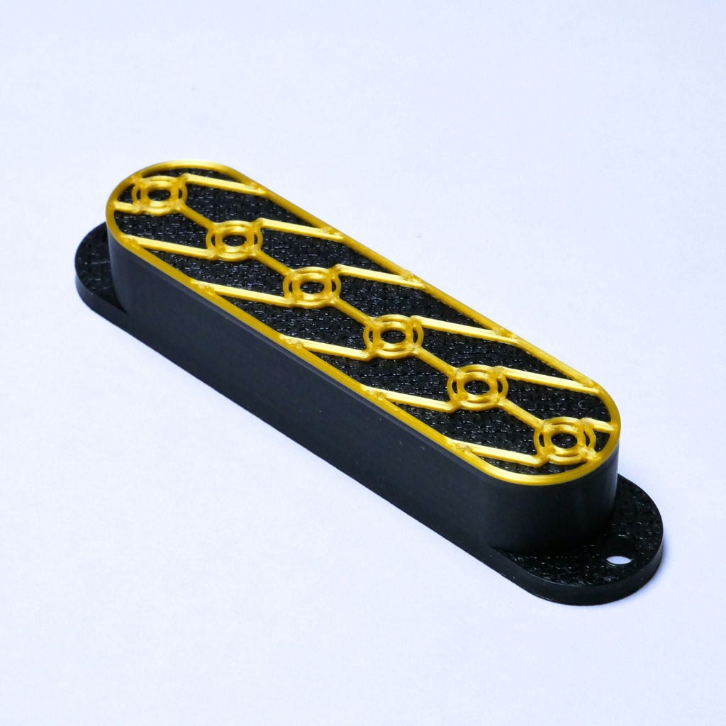 Custom Single Coil Strat Pickup Covers (No Holes) Set of 3 - Black/ Gold Interlink - Ploutone