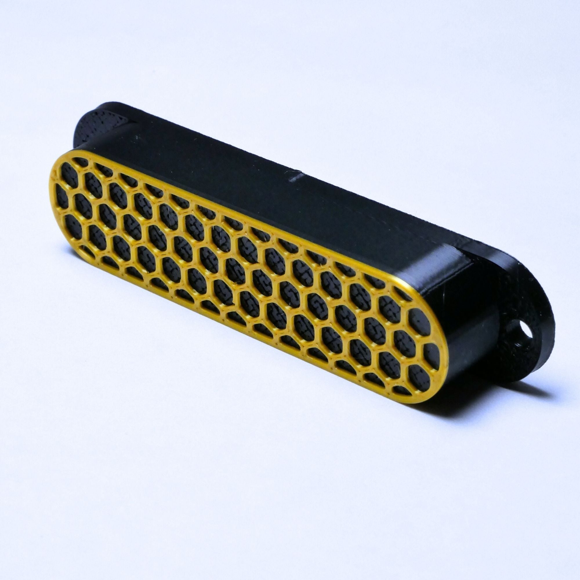 Custom Single Coil Strat Pickup Covers (No Holes) Set of 3 - Black/ Gold - Ploutone