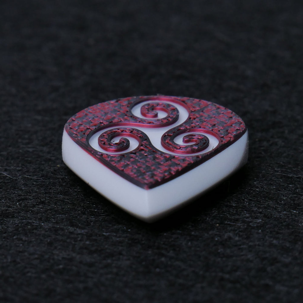 Opus Jari VALKORE™ - Magma Triskele Handmade Guitar Pick - Ploutone