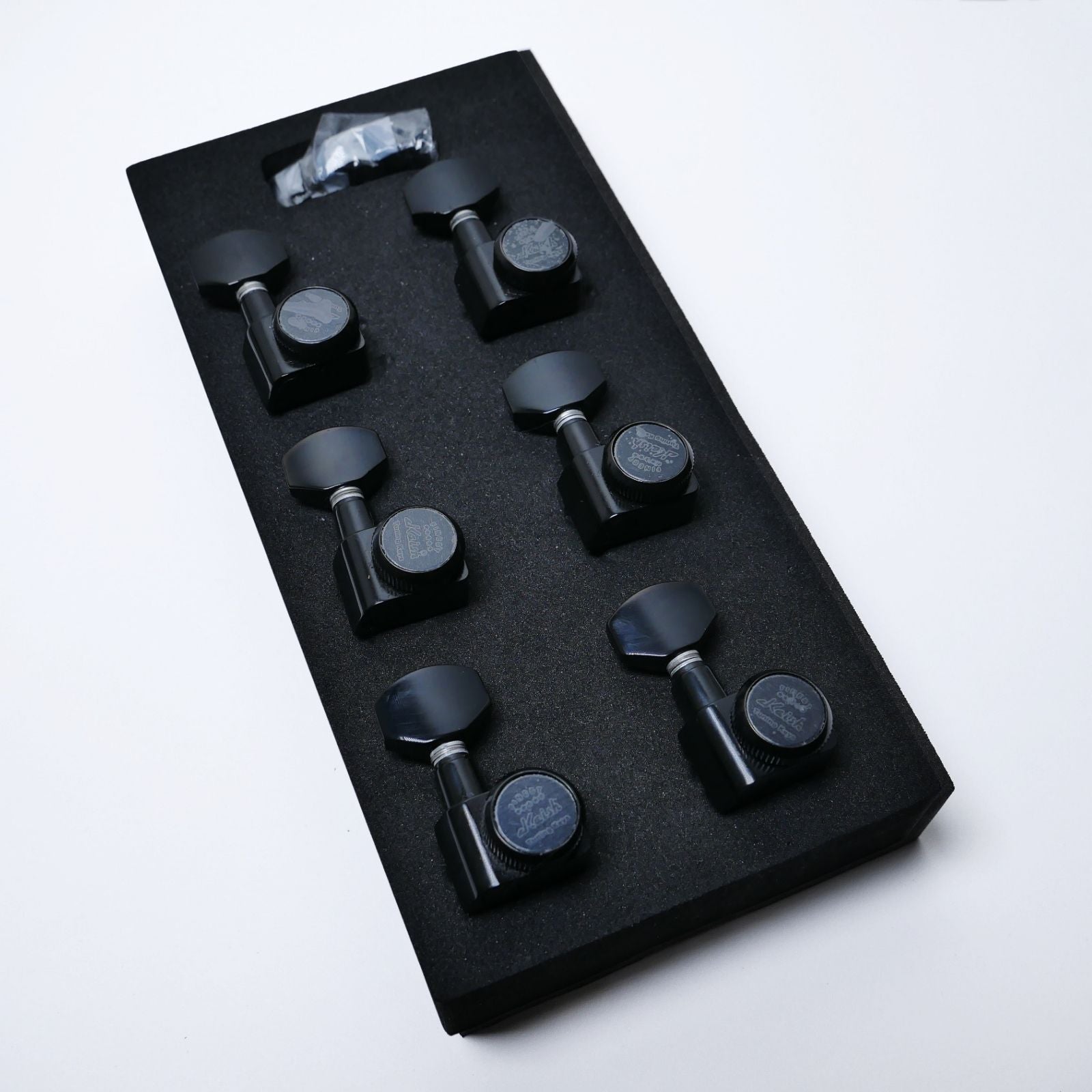 Wilkinson Locking Tuners 6-In-Line Right-Handed (Chrome) – 19:1 Ratio – Fits 10mm (25/64") Holes Tuning Machine Heads from Ploutone