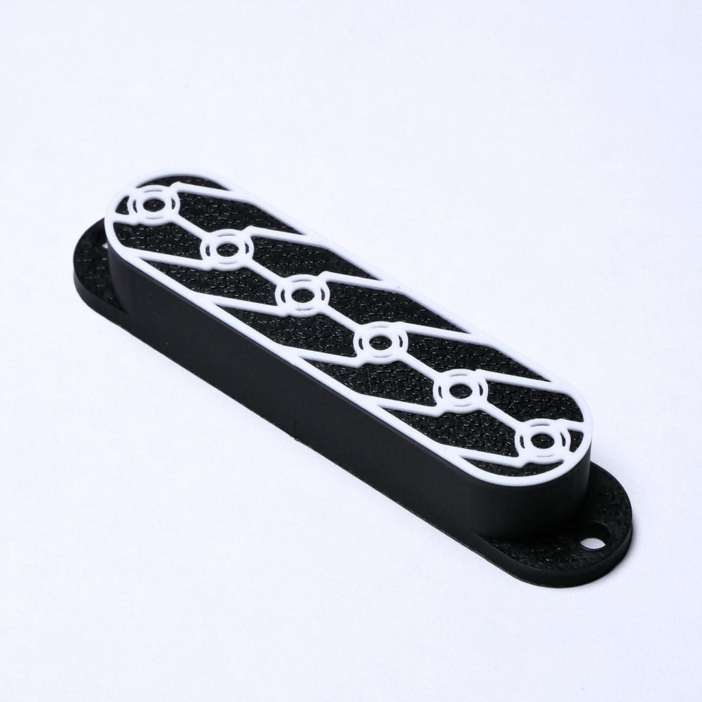 Custom Single Coil Strat Pickup Covers (No Holes) Set of 3 - Black/ White Interlink - Ploutone