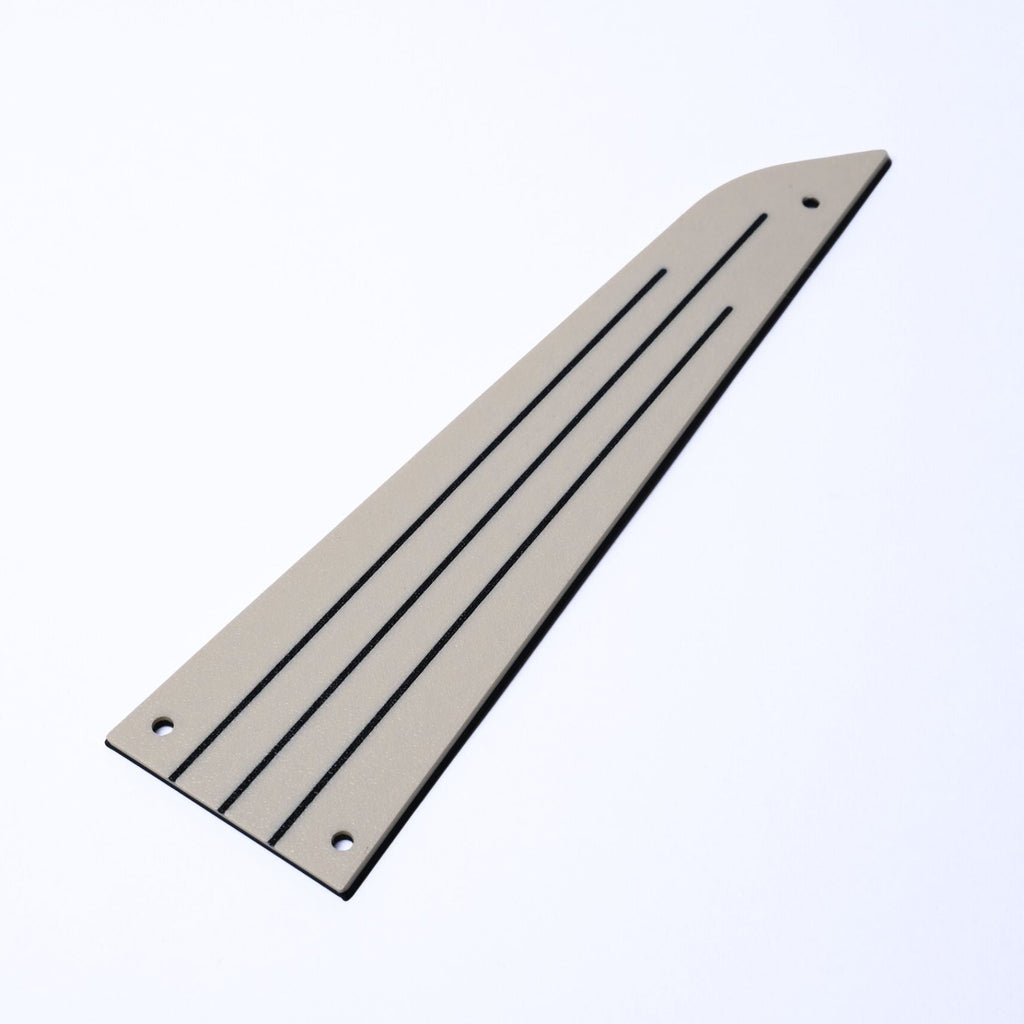 Custom Rickenbacker Truss Rod Cover "Jetstream" - Multiple Colors Cream & Black - Ploutone