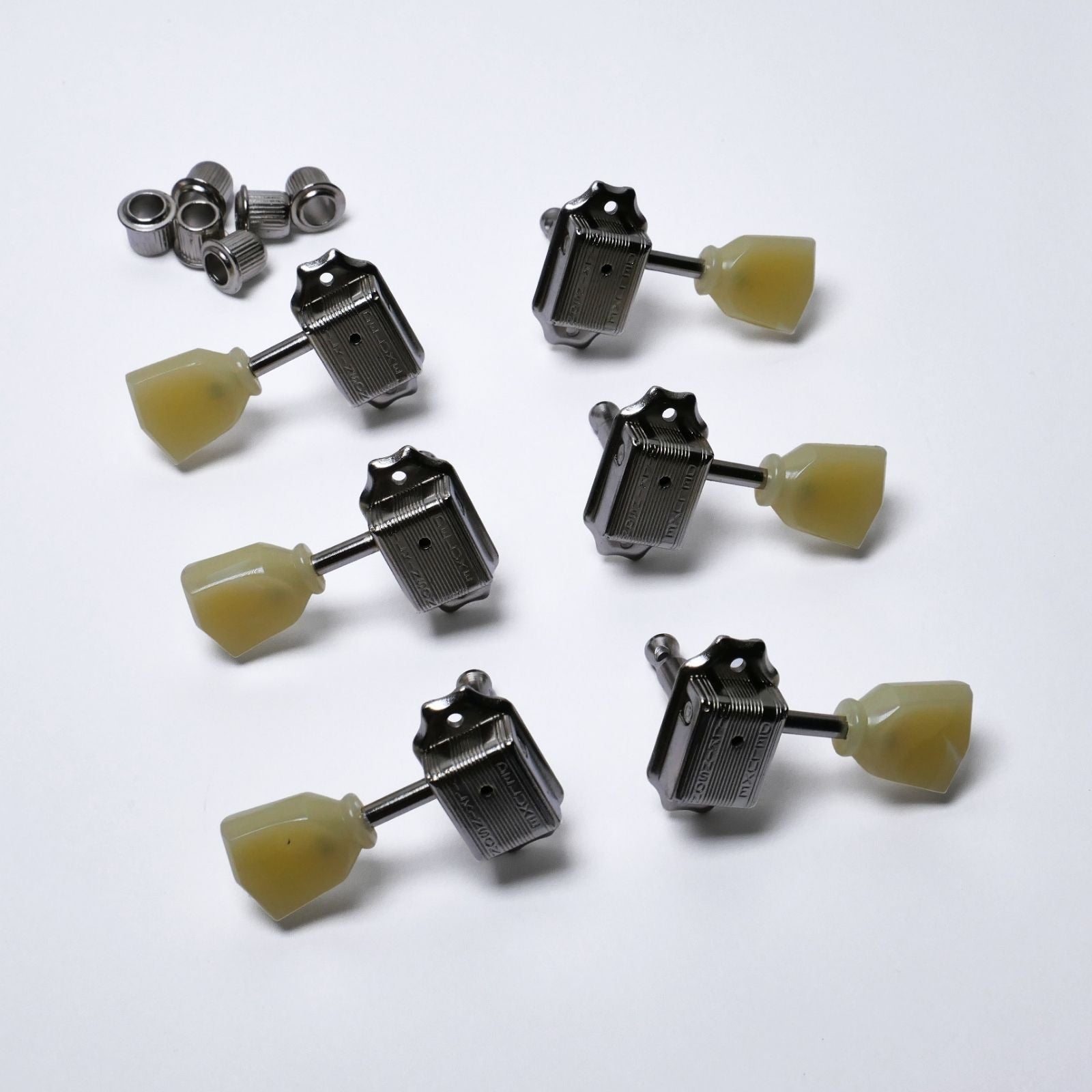 Vintage Keystone Tuners 3+3 (Wilkinson, Nickel) – 15:1 Ratio – Vintage 8.5mm–9mm Holes Tuning Machine Heads from Ploutone