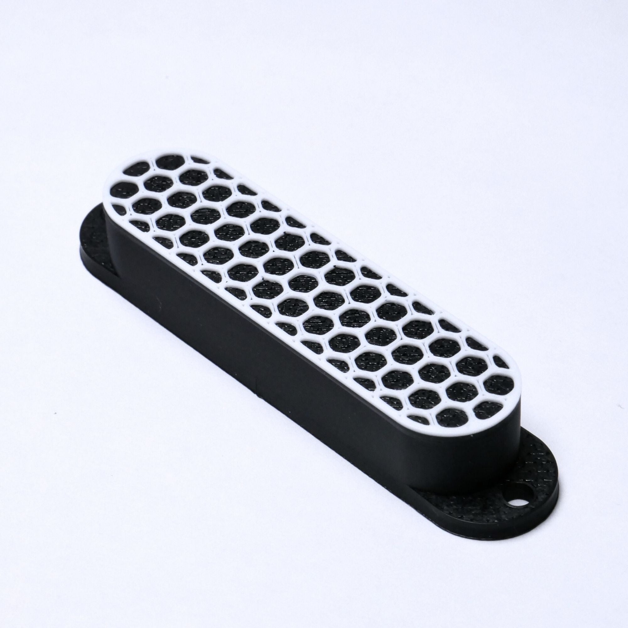 Custom Single Coil Strat Pickup Covers (No Holes) Set of 3 - Black/ White Honeycomb - Ploutone