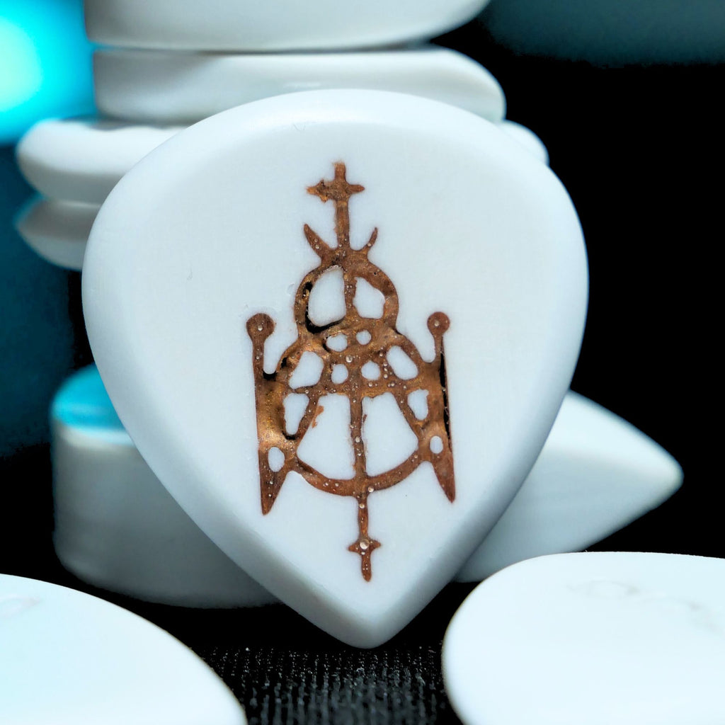 Opus Magnus VALKORE™ Guitar Pick - 4mm Abundance Rune (B-Stock) Guitar Picks from Ploutone