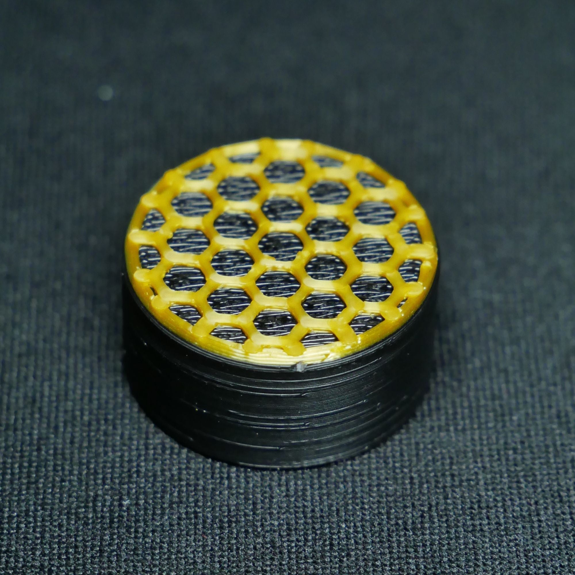 Opus Guitar Pedal Footswitch Topper - Black and Gold Honeycomb