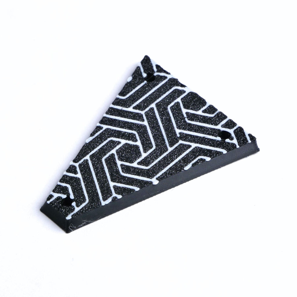 Custom Jackson/ Charvel Truss Rod Cover – "Fractal Flow" (Black & White) - Ploutone