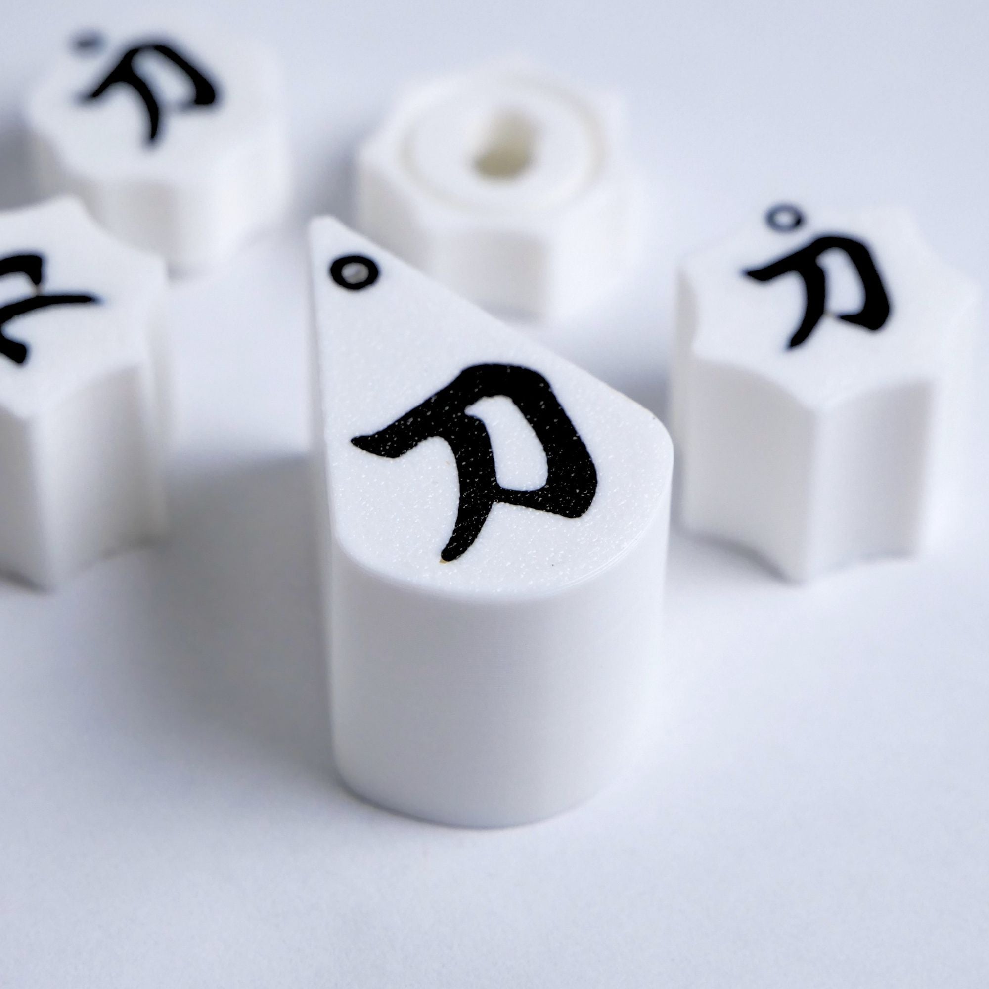 Custom Boss Katana Knobs – Fluted, Multiple Colors (Full Sets for 50, 100, Artist) - Ploutone