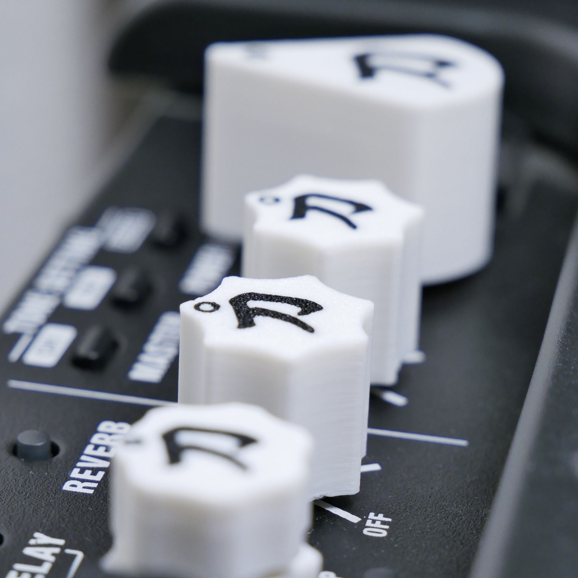 Custom Boss Katana Knobs – White Fluted (Full Sets for 50, 100, Artist) - Ploutone