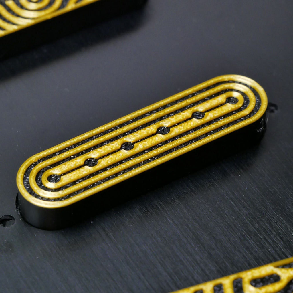 Custom Single Coil Strat Pickup Covers (No Holes) Set of 3 - Black/ Gold - Ploutone