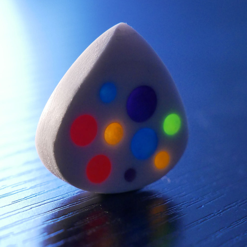 Opus Skoldr VALKORE™ - Lumen Series Handmade Guitar Pick - Ploutone