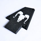 Custom Ibanez Truss Rod Cover for RG & JEM – Ram Skull (White & Black) - Ploutone