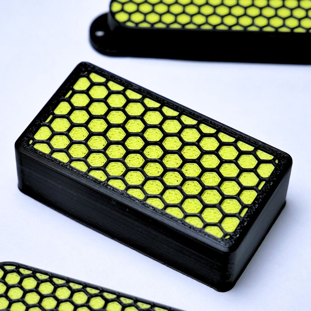 Custom HSS Pickup Cover Set (No Holes) - Black & Green Honeycomb - Ploutone
