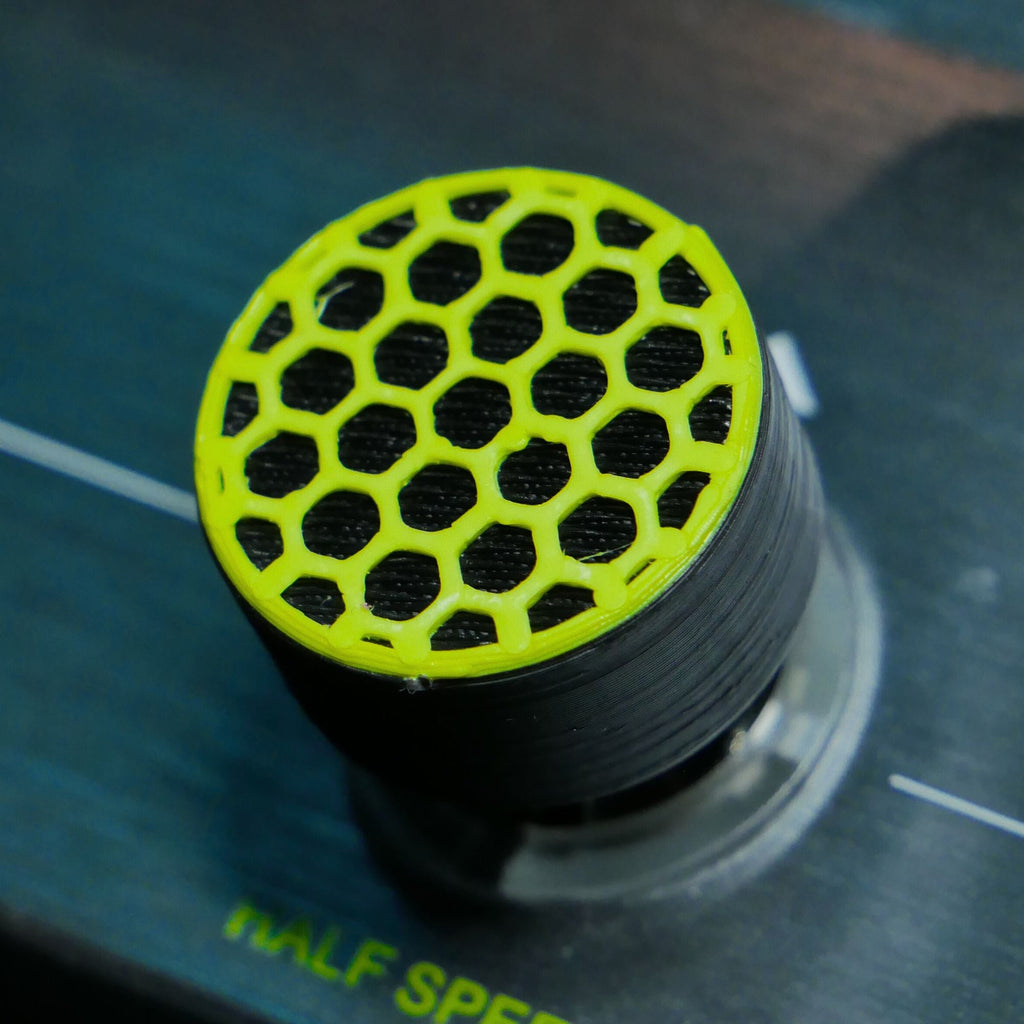 Opus Guitar Pedal Footswitch Topper - Black and Green Honeycomb Knobs from Ploutone