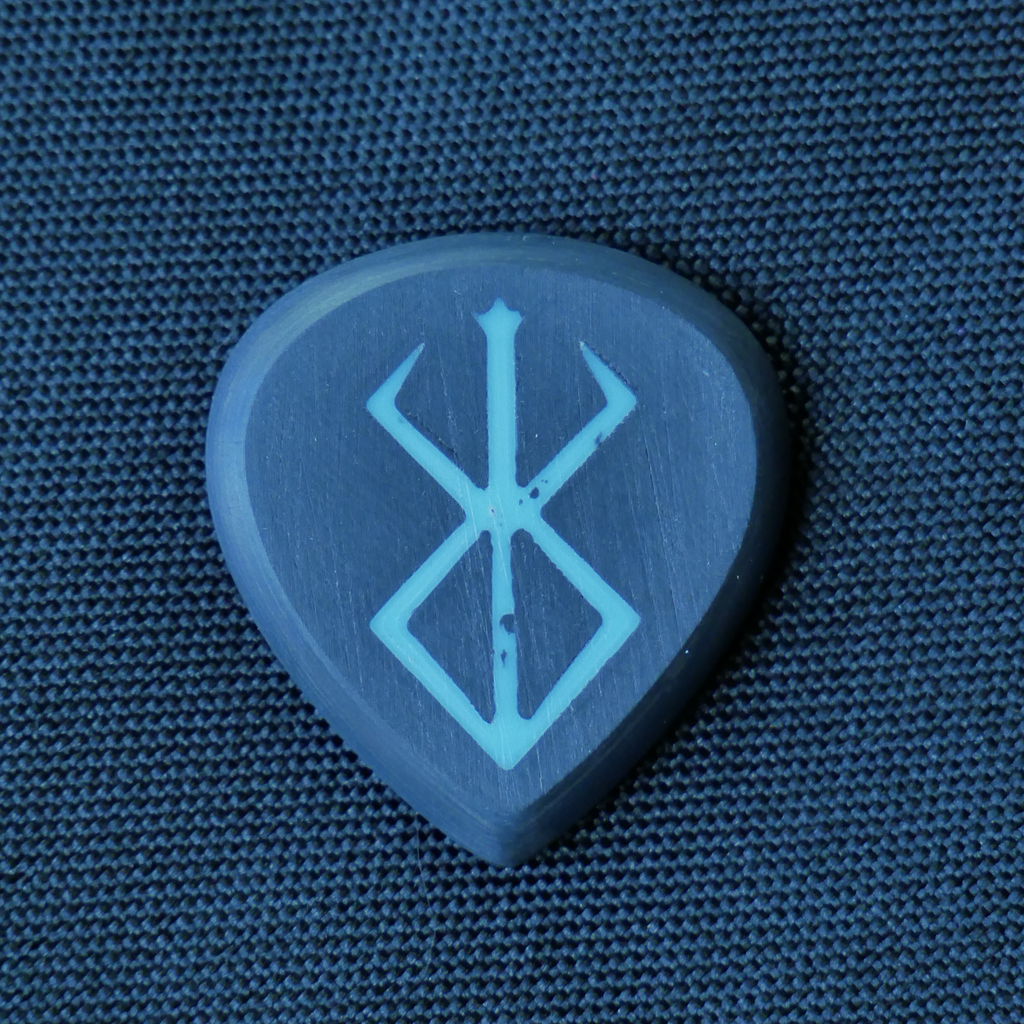 Opus Magnus Onyx VALKORE™ - Frost Berserker Handmade Guitar Pick - Ploutone