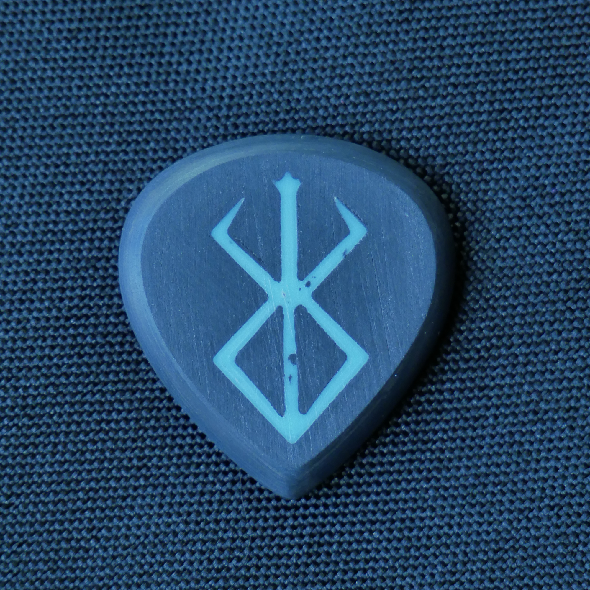 Opus Magnus Onyx VALKORE™ - Frost Berserker Handmade Guitar Pick - Ploutone