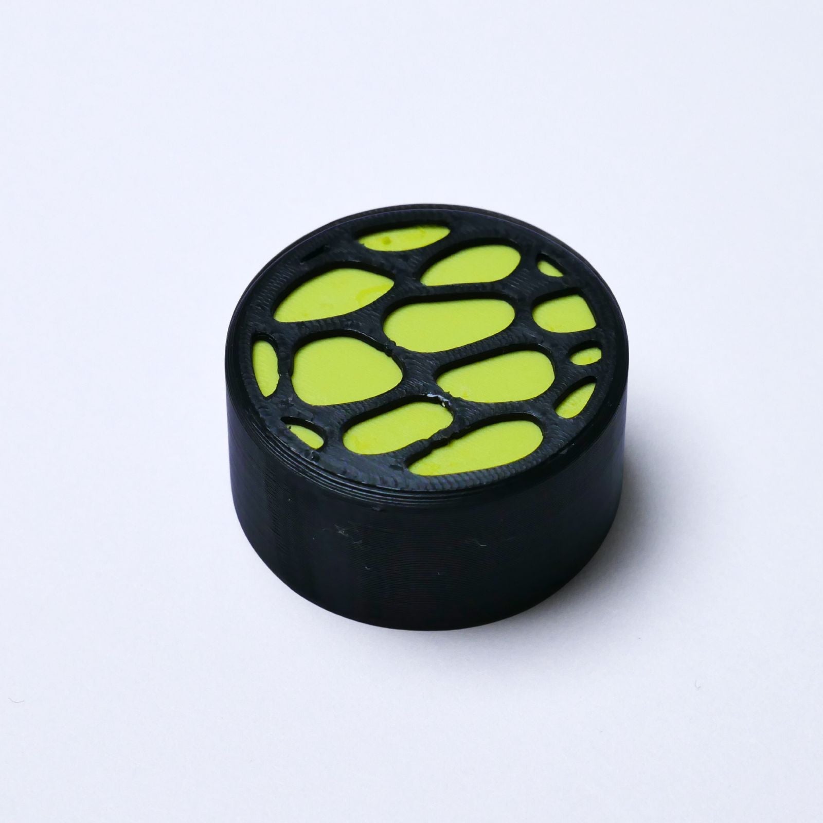 Opus Guitar Pedal Footswitch Topper "Cellular" (Set of 2) - Multiple Colors Green - Ploutone