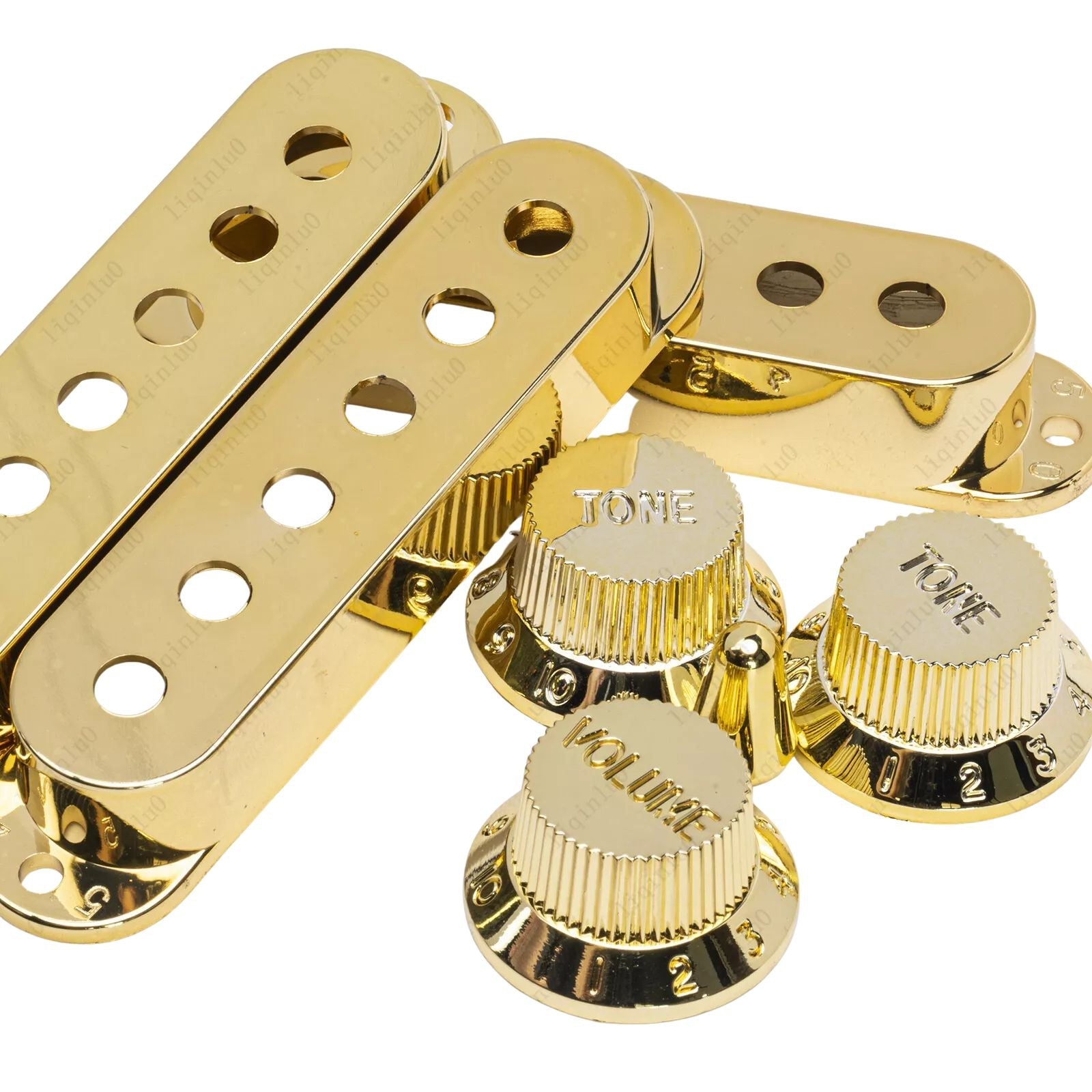 Stratocaster Pickup Covers, Knobs & Switch Tip Set - Gold - Ploutone